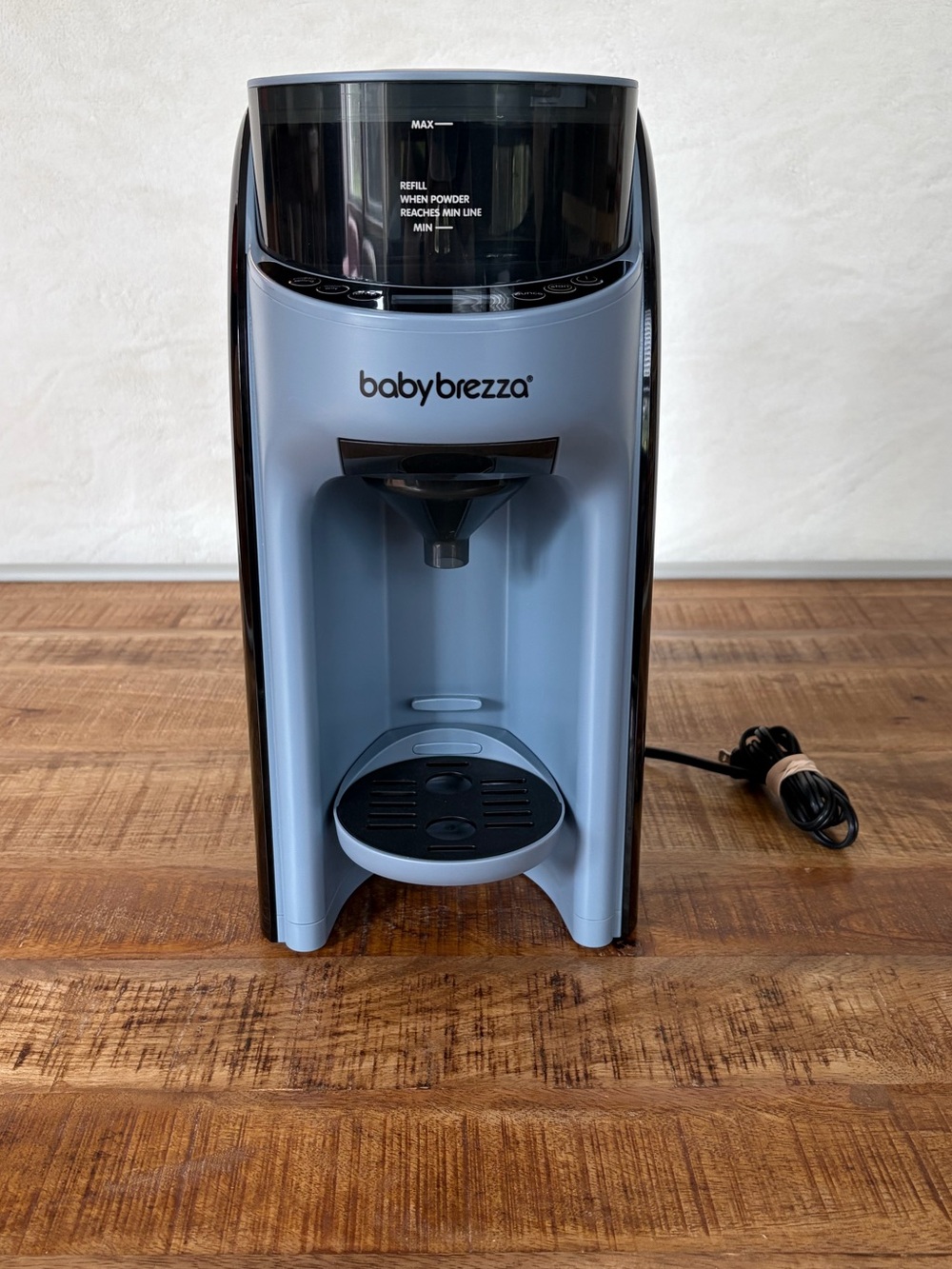 Baby Brezza Formula Pro Advanced Formula Maker - Used Once!